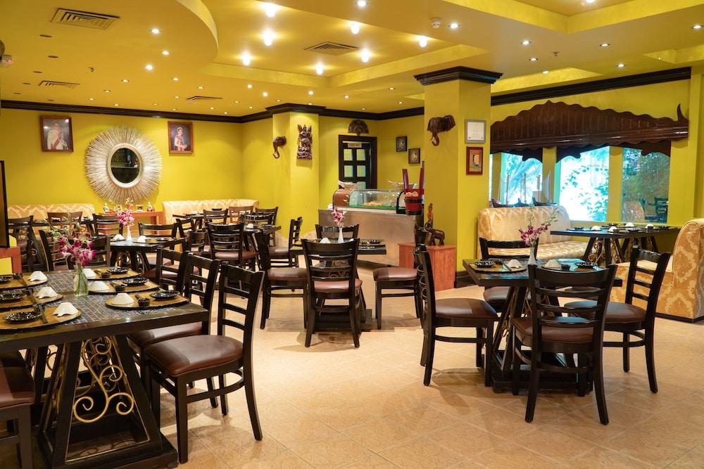 Hotel Al Ain Palace